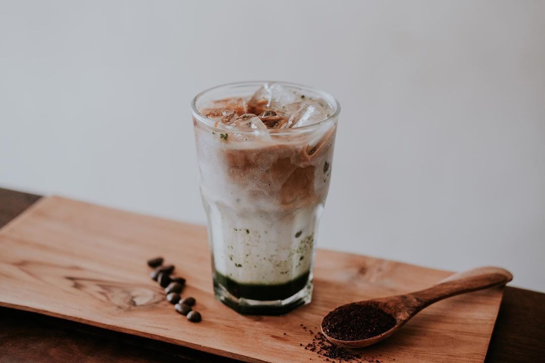 5 Resep Es Kopi Susu Kekinian Yang Disukai Anak Kos - Blog Cari Kos