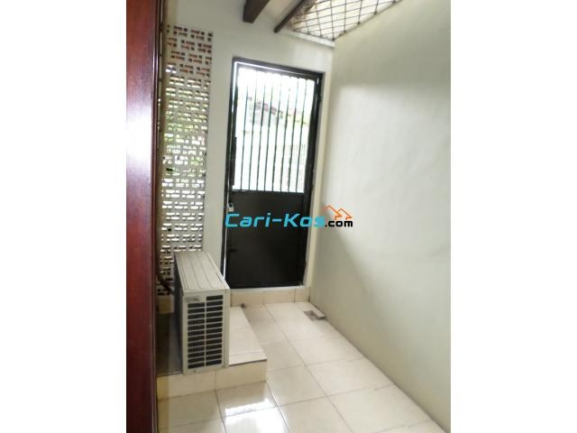 Kamar Kost Khusus Wanita, Pondok Indah, Jakarta Selatan