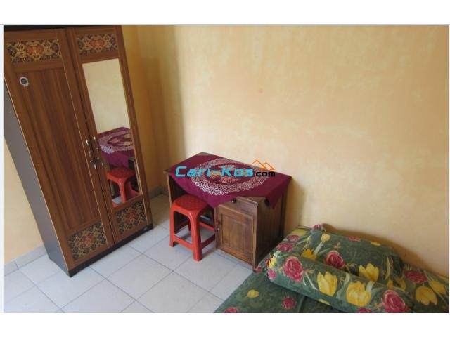 Kost Putri Almira