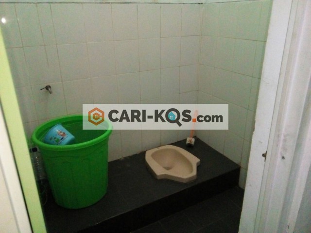 Kost Bu Tik