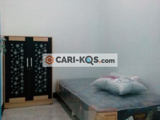 kost Putri satria selatan 1 no. H296 hasanuddin semarang