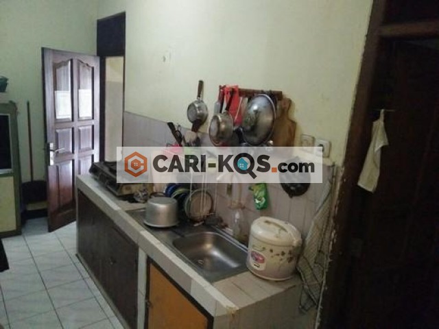 Kost Sudiro 25 - Dekat Pasar Senen dan Cempaka Mas