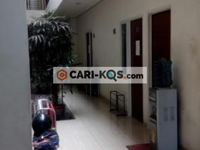 Rumah Kost Radio Dalam - Dekat Pondok Indah Mall 1 dan 2 dan Street Gallery, Blok M Plaza, Blok M Square, Melawai Plaza, Gandaria City, Senayan City, Plasa Senayan