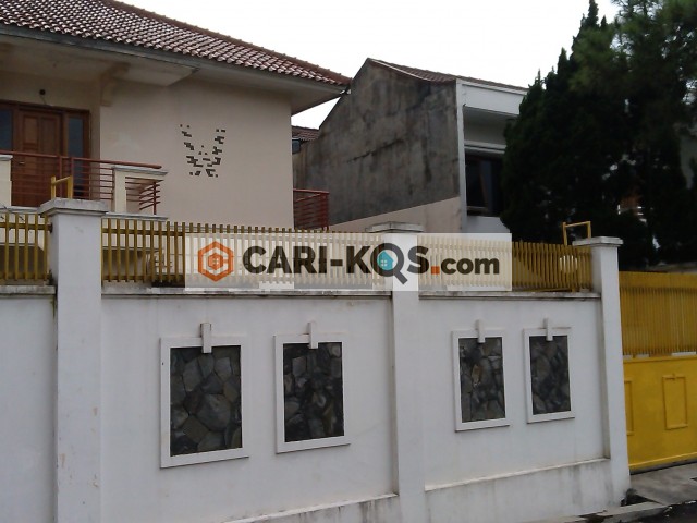 Kost Exclusive 4x4 (+Balkon) Seberang BTC Mall, Belakang Hotel Aston Pasteur Bandung