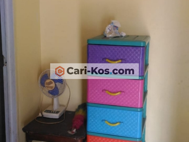 Kos Karangbong Gedangan