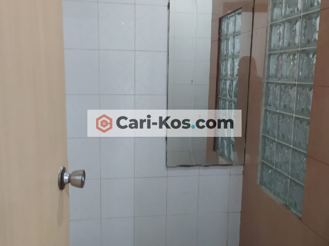 Kamar kost Luas Putri  area Komplek Puloasem