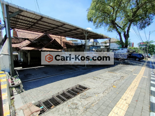 Kost Karyawan include laundry dekat akpol