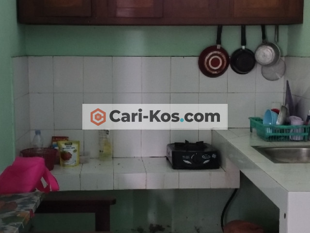 rumah kost dan toko sembako annisa