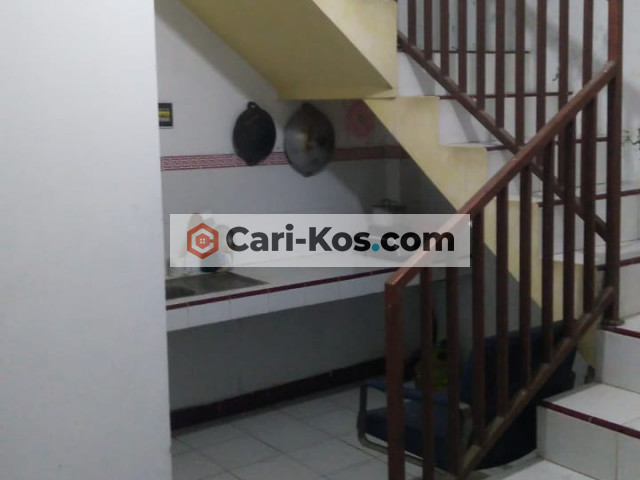 Kost Ndalem Pradjomo Ichsan Jetis UGM Yogyakarta