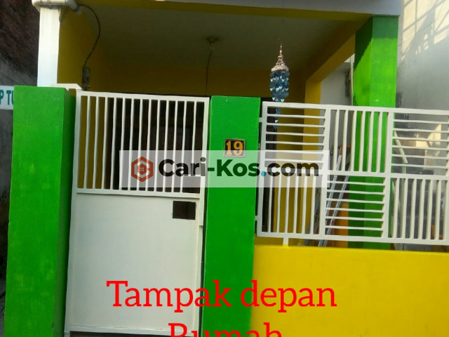 kost putri muslimah hijau kuning