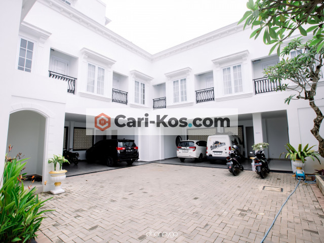 KOS FULL FURNISHED THE BATAVIA WHITE HOUSE GANDUL