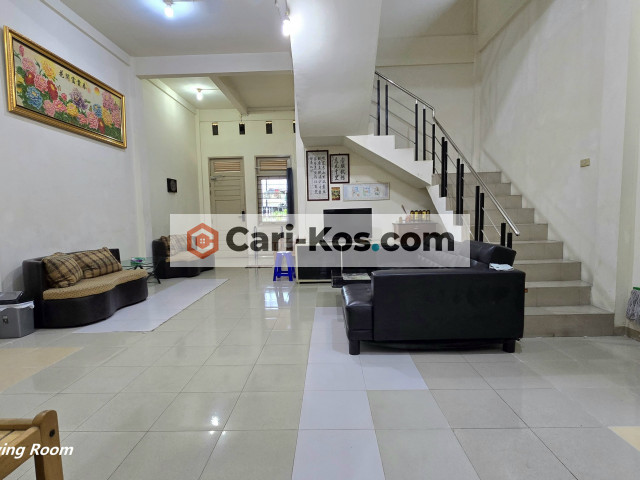 Kost Premium & Pasutri