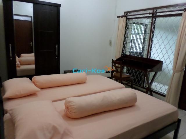 Kamar Kost Khusus Wanita, Pondok Indah, Jakarta Selatan