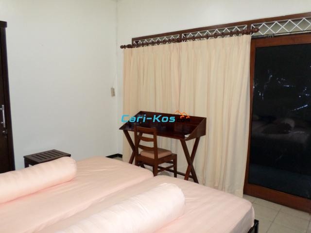 Kamar Kost Khusus Wanita, Pondok Indah, Jakarta Selatan