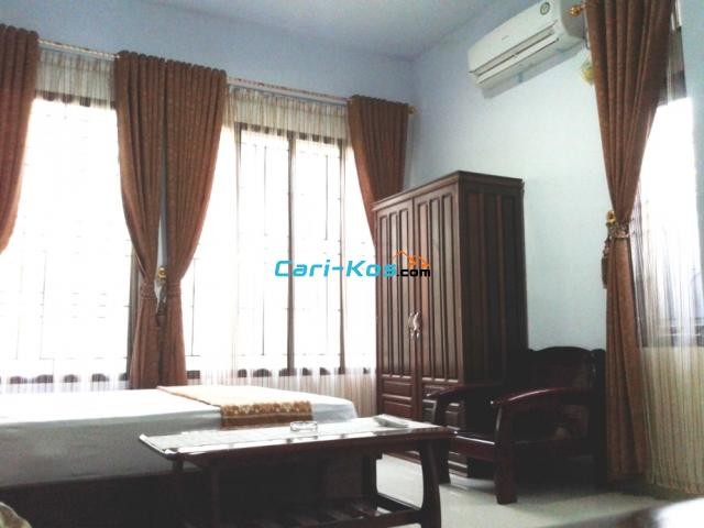 Kost Kosan kos Exclusive PRIA/PASUTRI (belakang pagar Polda) Thehok