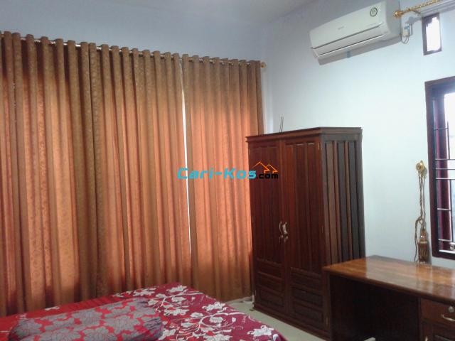 Kost Kosan kos Exclusive PRIA/PASUTRI (belakang pagar Polda) Thehok