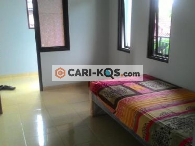 Kost Aini minimalis - dekat dengan Stasiun Pasar Minggu