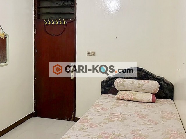 Kost Raya Kelapa Gading