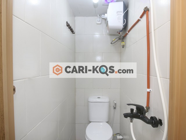 KAMAR KELUARGA TAMAN MAHKOTA BANDARA B3 16-18A