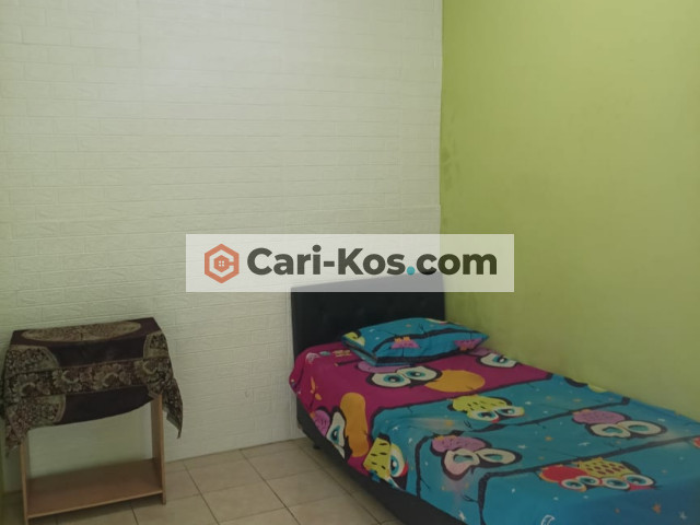 Kost nyaman samping pasar modern bsd