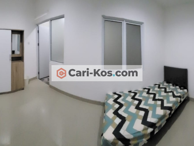 KOS Eksklusif Campur, Kamar Luas dan Lega di Palm Town House Jababeka.