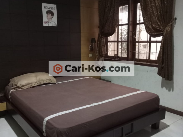 KAMAR KOS EKSEKUTIF DEKAT DENGAN STASIUN TEBET DAN ALFAMIDI