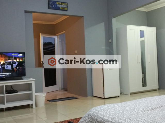 Kost Eksklusif Pendidikan Home Cilandak Jakarta Selatan