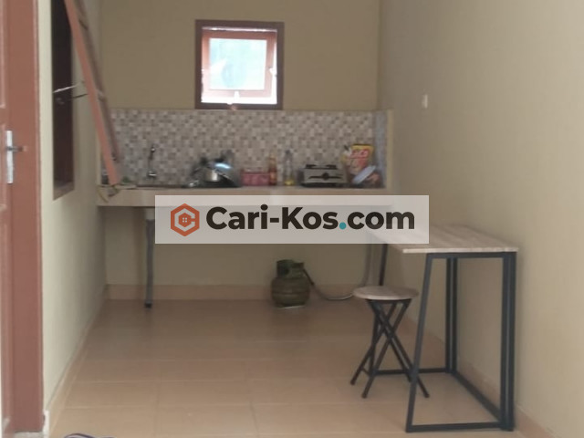 Rabal kost bangunan baru dengan lokasi strategis ditengah kota dan dekat dengan pusat perkantoran, pantai Losari, keramaian, serta Mari Mall Makassar