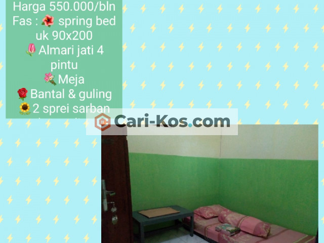 kost putri muslimah hijau kuning