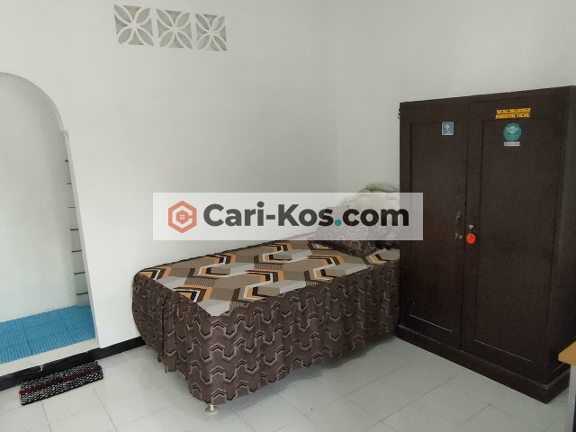 Kost Karyawan include cuci setrika, wifi, dan listrik