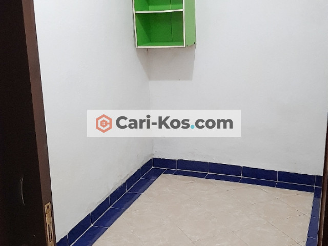 Kost Cideng - Petojo Utara Jakarta Pusat, Kamar Mandi Luar & Dalam