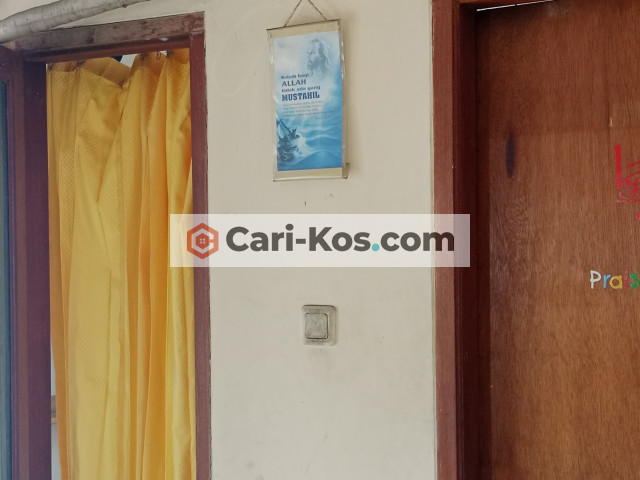 Kos Depan FK RS UKI Cawang Jakarta Timur