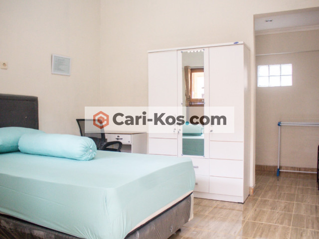 Kos/Hunian Eksklusif Karyawan, lokasi strategis di pinggir jalan besar kota Denpasar, fasilitas full furnished dan Wifi