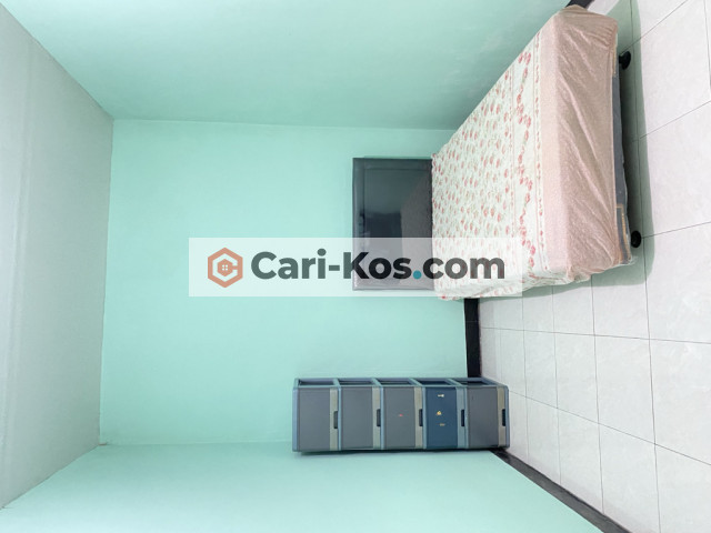 THE RETRO RESIDENCE KOST KHUSUS KARYAWAN/MAHASISWA