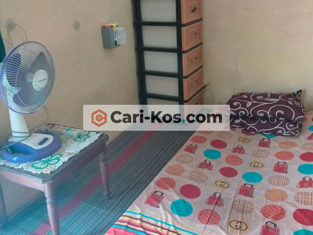 Kos Karangbong Gedangan